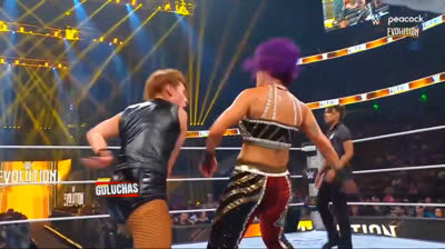 WWE EVOLUTION 2025 : Becky Lynch vs Lyra Valkyrie vs Bayley